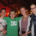 15-06-27_menschenkette_182